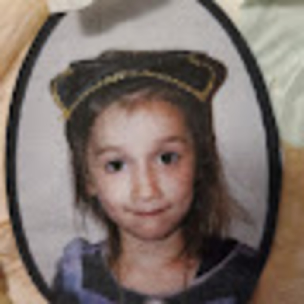 Meet your Posher, Addy